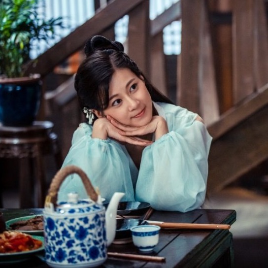 در نقد سریال چینی عاشقانه های خوآ رونگ (The Romance Of Hua Rong)
Zhao Zhao Yi